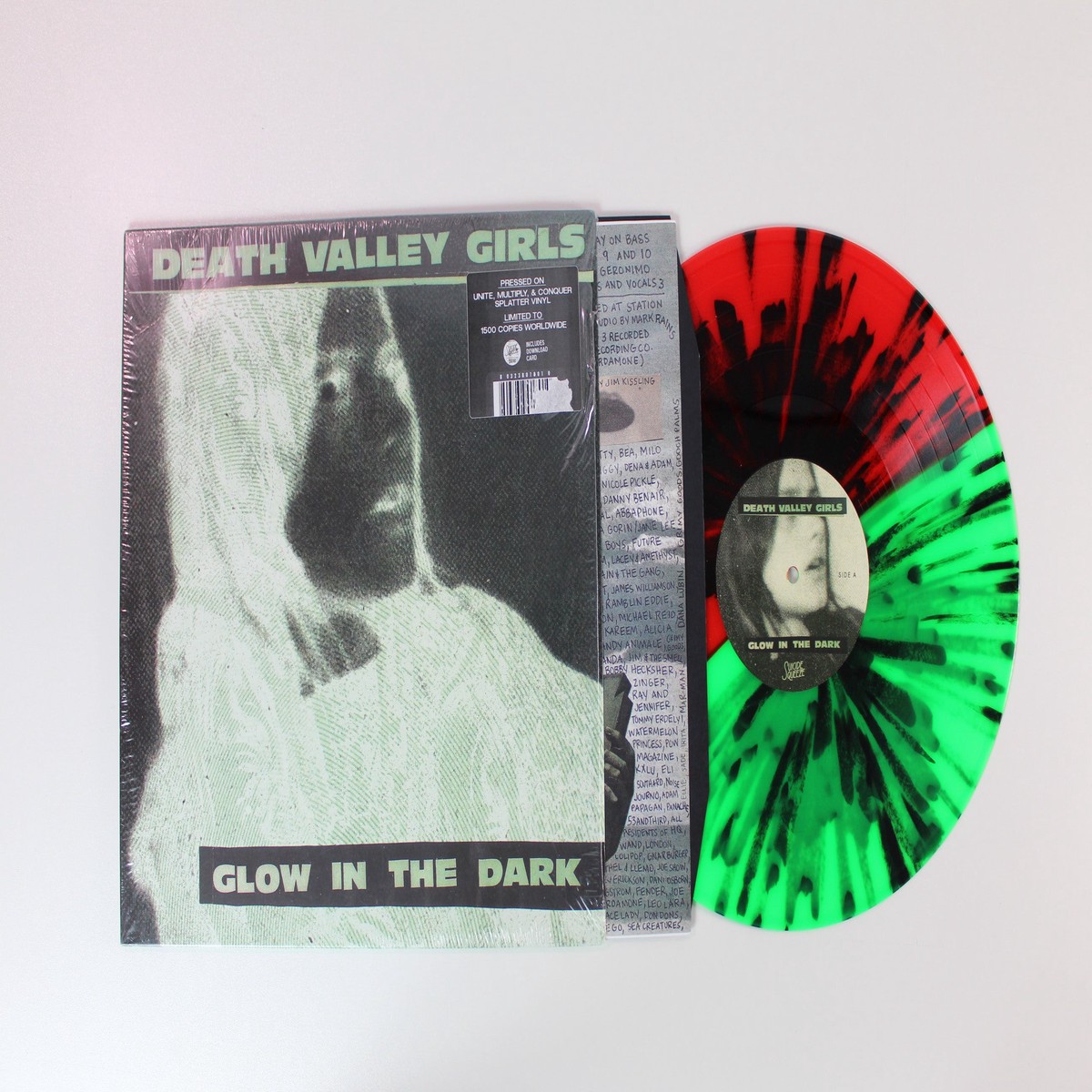 Death Valley Girls – Glow In The Dark on Suicide Squeeze Records – Splatter Vinyl