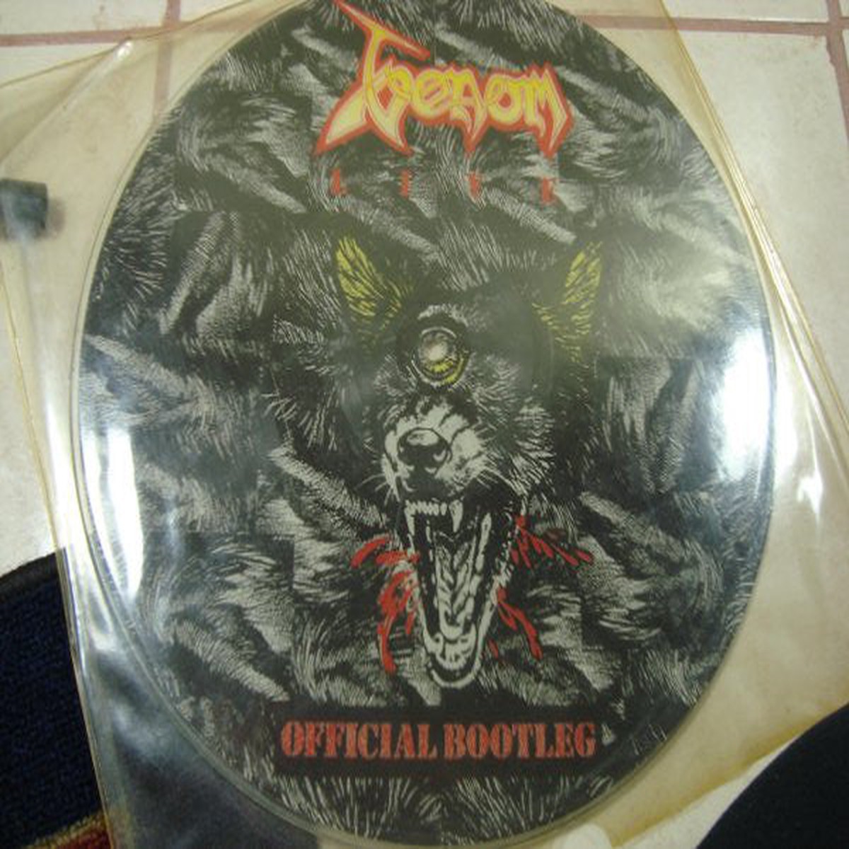 Venom (8) - Live Official Bootleg (LP Pic) - USED